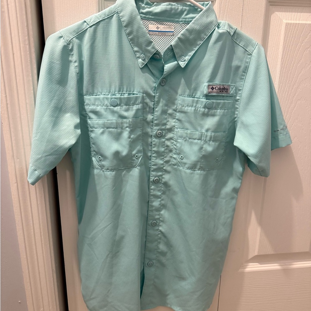 Columbia Boy’s Aqua Short Sleeve Button Down Shirt